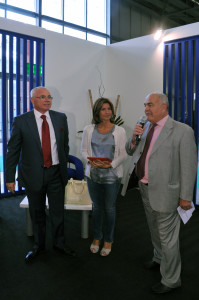 From the left: Luciano Miotto Presidente EXPOdetergo, Alessandra Moretti Eurodeputata, Michele Perini Presidente Fiera Milano
